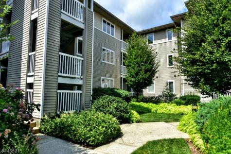 125 Orchard Park Allendale NJ 07401