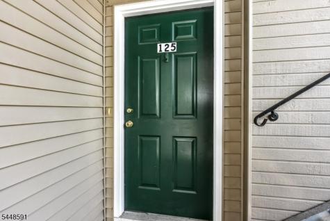 125 Orchard Park Allendale NJ 07401