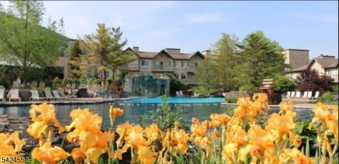 2 Chamonix Drive Vernon NJ 07462