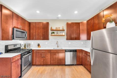 85 Sowers Drive Mount Olive NJ 07840