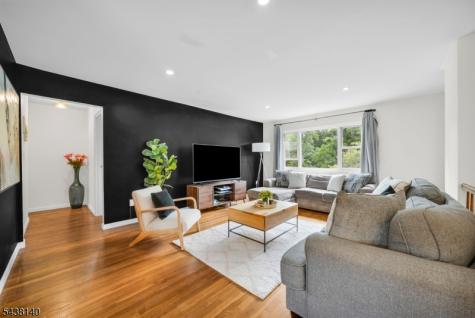 43 Conforti Avenue West Orange NJ 07052