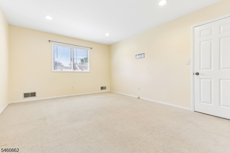 28 Raven Drive Morris NJ 07960