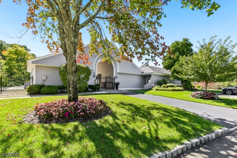 28 Raven Drive Morris NJ 07960