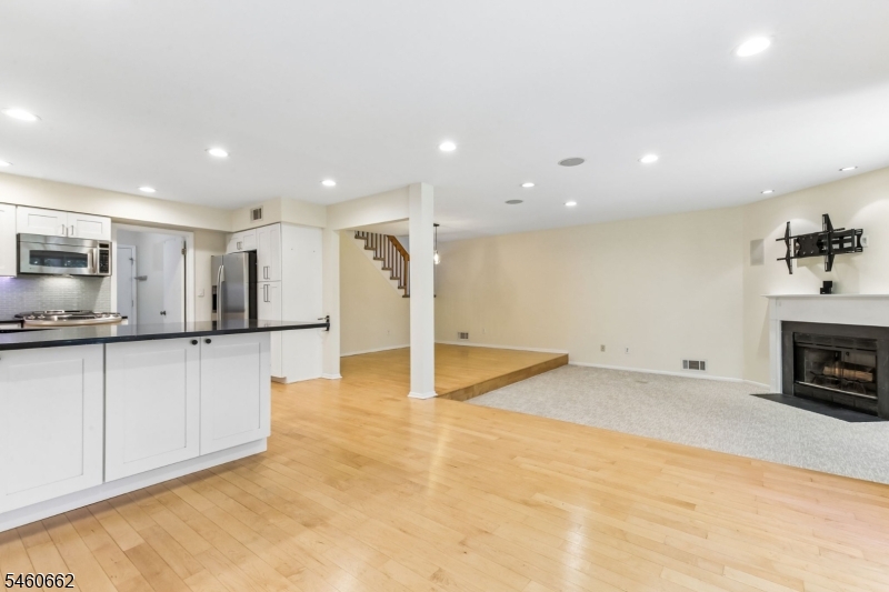 28 Raven Drive Morris NJ 07960