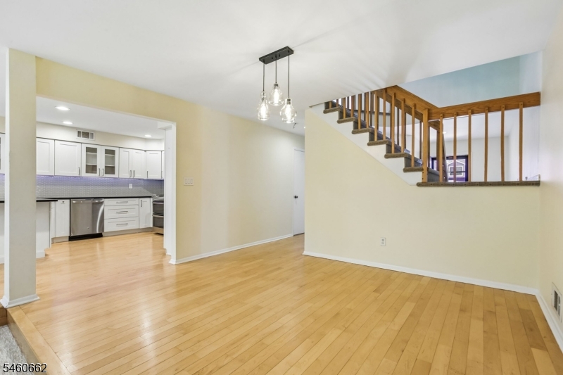 28 Raven Drive Morris NJ 07960