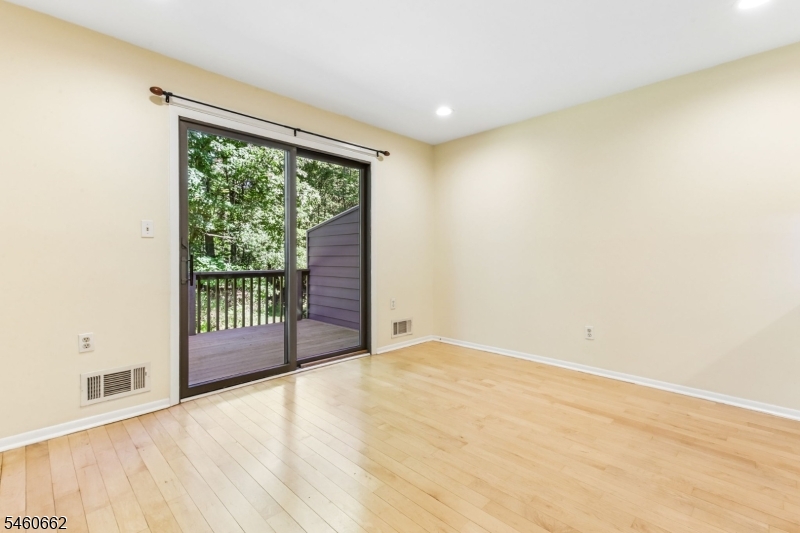 28 Raven Drive Morris NJ 07960