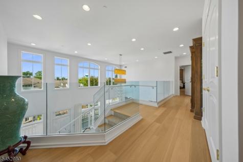 25 Sichel Court West Orange NJ 07052