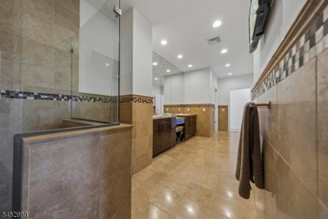 25 Sichel Court West Orange NJ 07052