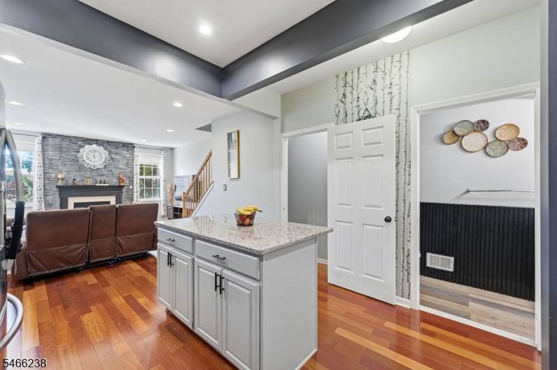 471 Hartford Drive Nutley NJ 07110