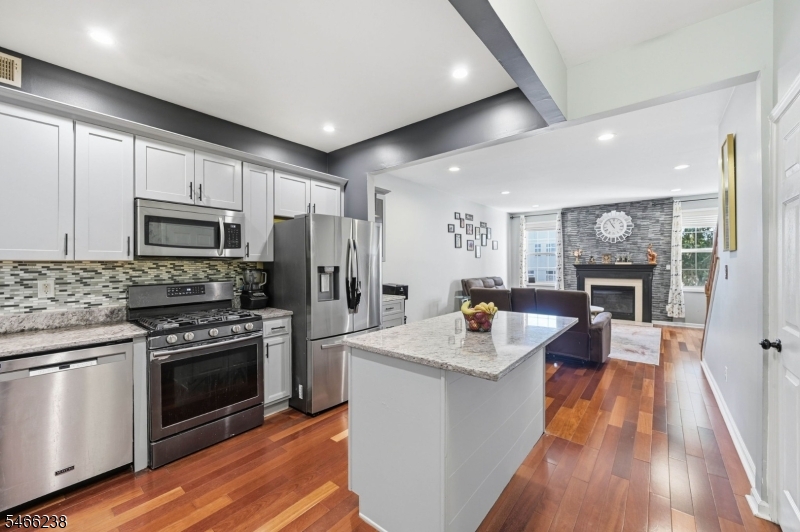 471 Hartford Drive Nutley NJ 07110