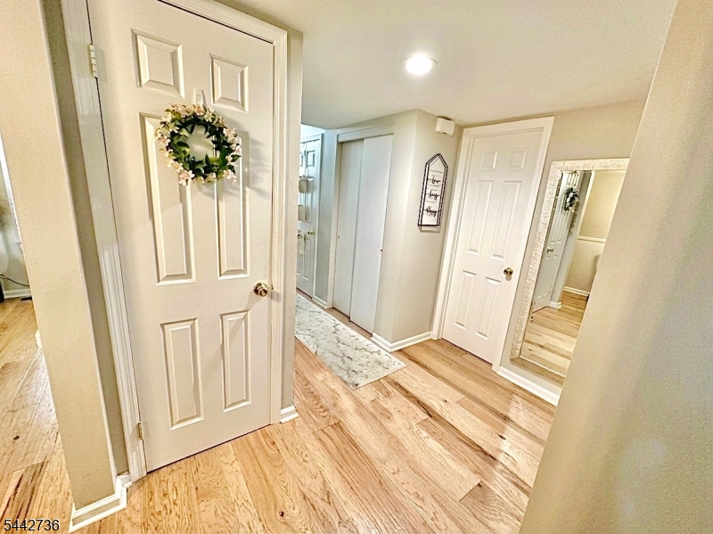 8 Plum Court Raritan NJ 08822