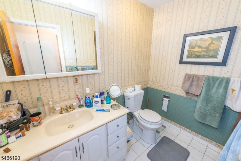 9 Montgomery Street Belleville NJ 07109