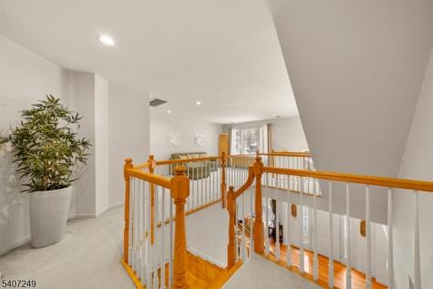 48 Bovensiepen Court Roseland NJ 07068