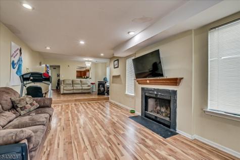1702 Amanda Court Piscataway NJ 08854