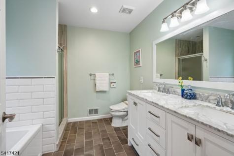 55 Greenbrook Drive Bloomfield NJ 07003