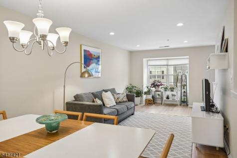 55 Greenbrook Drive Bloomfield NJ 07003