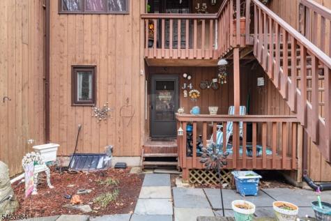 14 Village Way Unit 4 Vernon NJ 07462