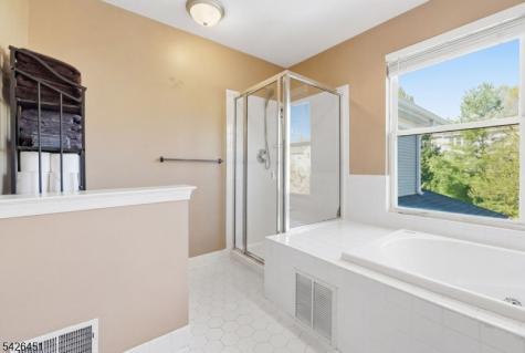 15 Aspen Court Hardyston NJ 07419
