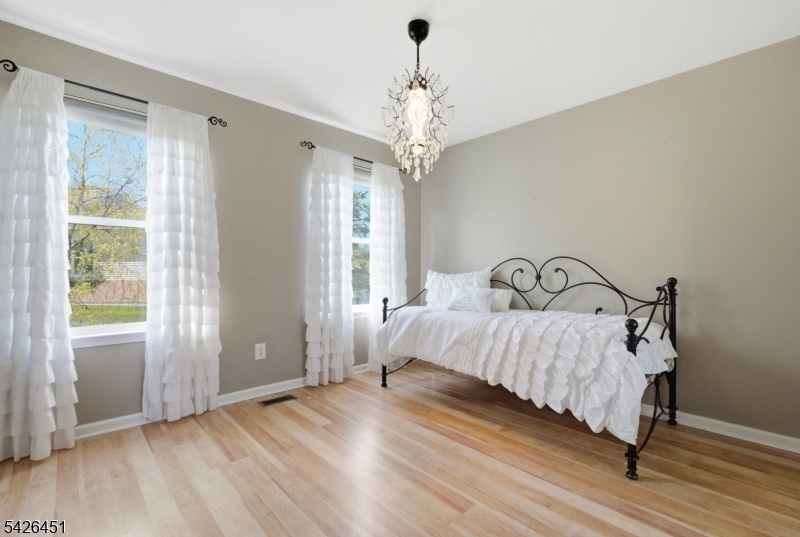 15 Aspen Court Hardyston NJ 07419