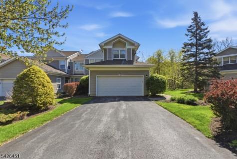 15 Aspen Court Hardyston NJ 07419