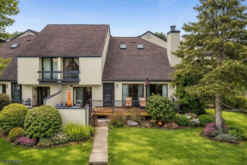 275 Crabtree Court Bernards NJ 07920