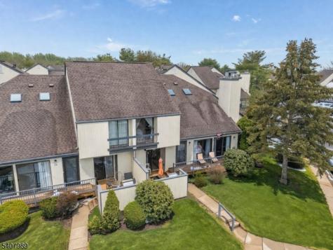 275 Crabtree Court Bernards NJ 07920