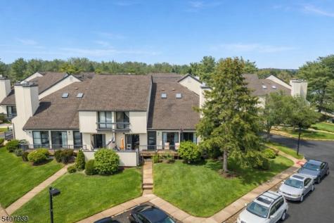 275 Crabtree Court Bernards NJ 07920