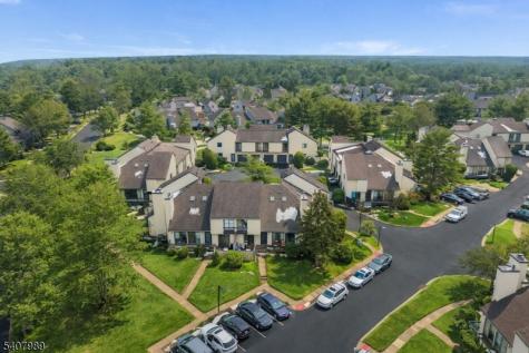 275 Crabtree Court Bernards NJ 07920