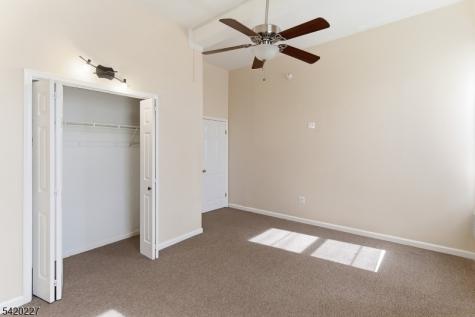 39 Bruen Street Newark NJ 07105