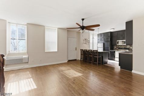 39 Bruen Street Newark NJ 07105