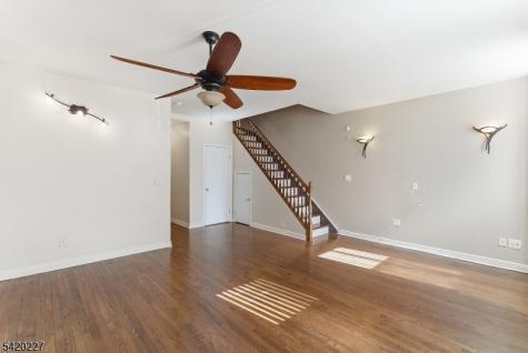 39 Bruen Street Newark NJ 07105