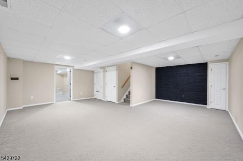 205 Crown Point Road Parsippany-troy Hills NJ 07054