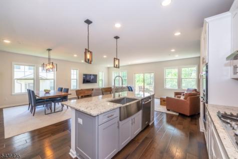 11 Albie Drive Mountain Lakes NJ 07046