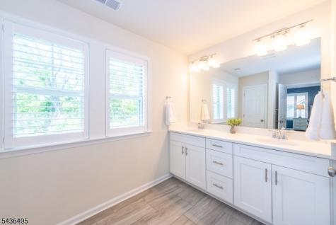 11 Albie Drive Mountain Lakes NJ 07046
