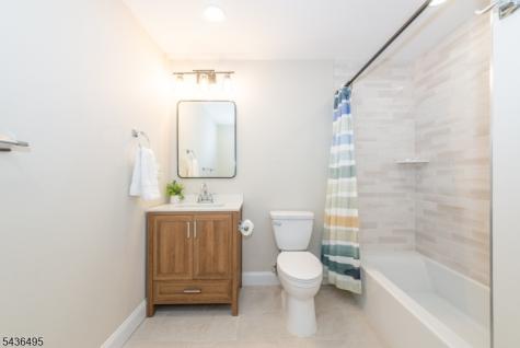 11 Albie Drive Mountain Lakes NJ 07046