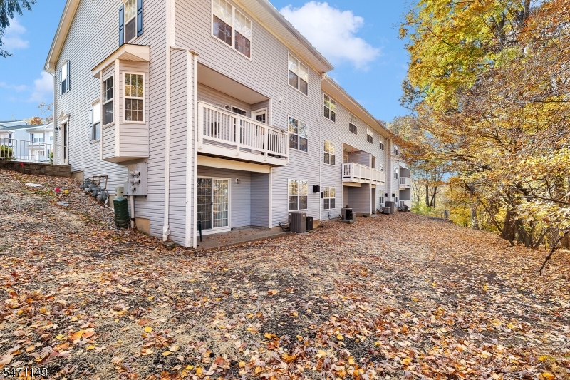 3306 Scenic Court Denville NJ 07834