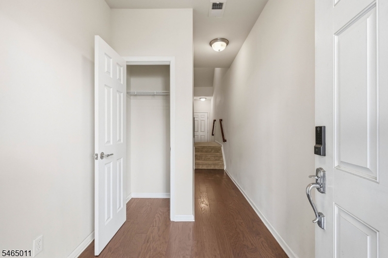 1424 Hudson Circle Highland Park NJ 08904
