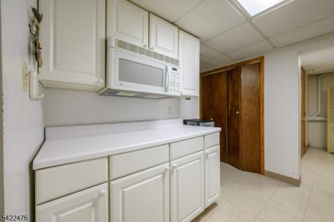 675 Raritan Road Clark NJ 07066