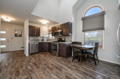 675 Raritan Road Clark NJ 07066