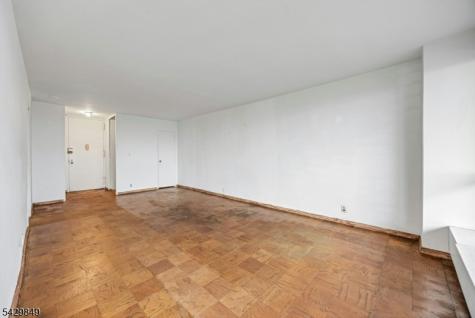 2077 Center Avenue Fort Lee NJ 07024