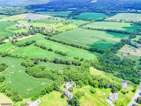 8 Roseberry Road Washington NJ 07882