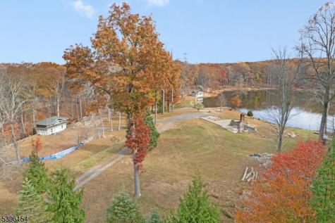 41 Kilroy Road Andover NJ 07821