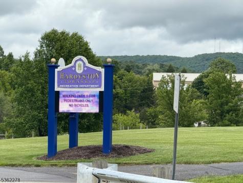 142 Wheatsworth Road Hardyston NJ 07419
