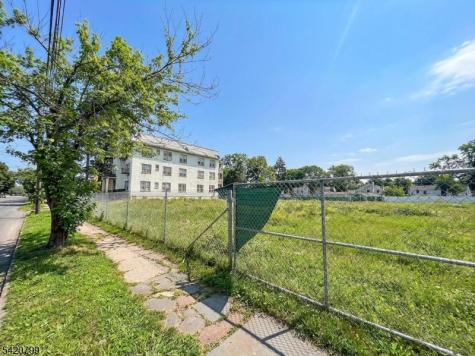 228 E 9th Street Plainfield NJ 07060