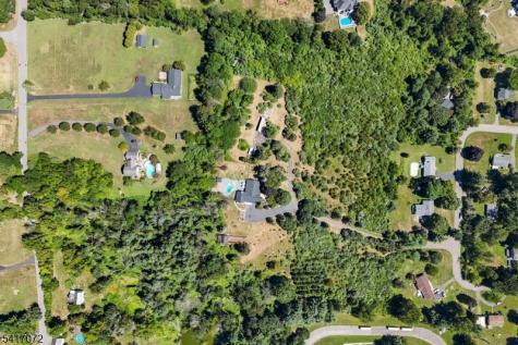2 Rossi Drive Clinton NJ 08809