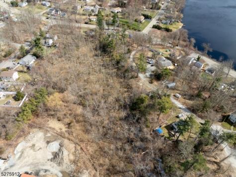 6 Florence Road West Milford NJ 07421