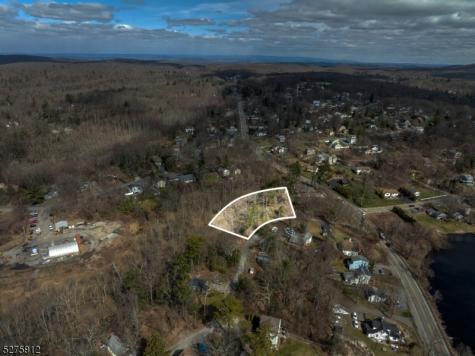 6 Florence Road West Milford NJ 07421