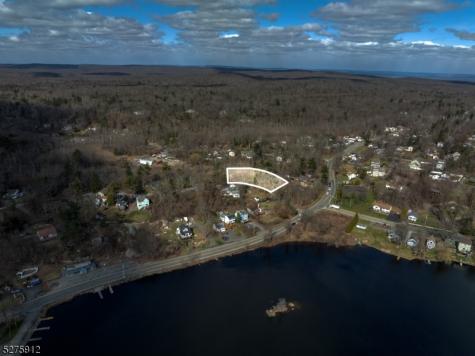 6 Florence Road West Milford NJ 07421