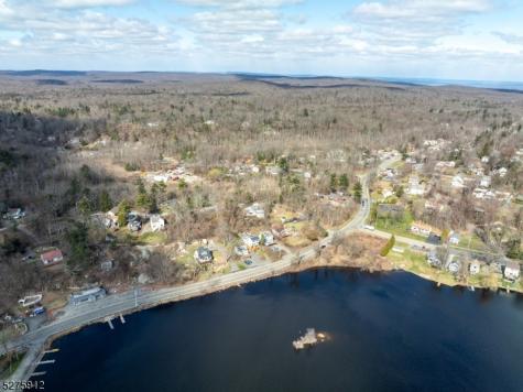 6 Florence Road West Milford NJ 07421