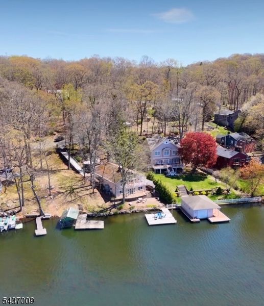 5 Oneida Avenue Hopatcong NJ 07843